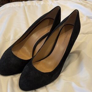 Banana Republic Classic Black Suede Heels